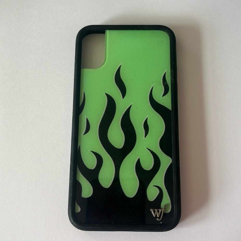 Wildflower iPhone XS/X Case - Green Flames